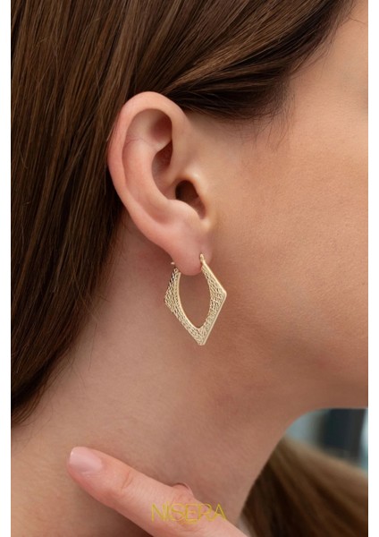 14 Ayar Üçgen Çift Taraflı Tasarım Altın Küpe