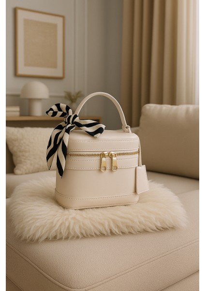 Kadın Dikdörtgen Formlu Çapraz Askılı El ve Omuz Çantası Melina