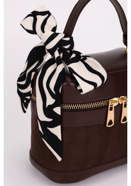 Kadın Dikdörtgen Formlu Çapraz Askılı El ve Omuz Çantası Melina indirimleri