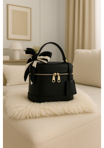 Kadın Dikdörtgen Formlu Çapraz Askılı El ve Omuz Çantası Melina