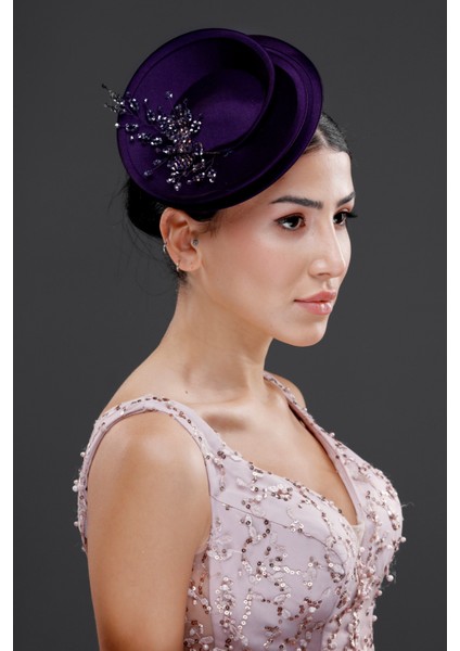 Kristal Taş Detaylı Nikah Kep – Nişan, Düğün ve Özel Davet Aksesuarı