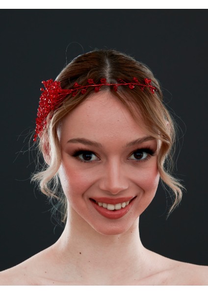 Kristal Taşlı Ince Gelin Tacı – Zarif Tasarım