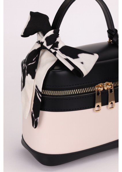 Kadın Dikdörtgen Formlu Çapraz Askılı El ve Omuz Çantası Melina (krem'e siyah) fırsatları