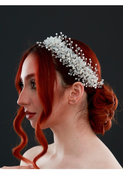Kristal Taşlı Ince Gelin Tacı – Zarif Tasarım modelleri