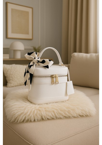 Kadın Dikdörtgen Formlu Çapraz Askılı El ve Omuz Çantası Melina