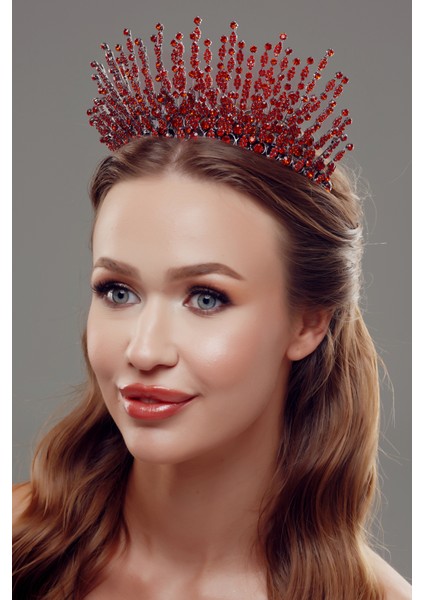 Kristal Taşlı Gösterişli Gelin Tacı – Işıltılı ve Zarif Tasarım fiyatları