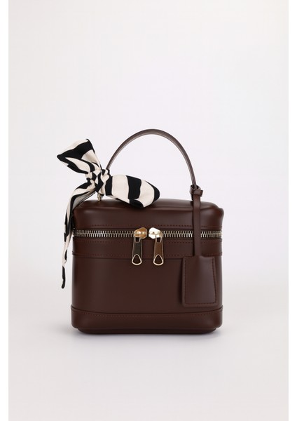 Kadın Dikdörtgen Formlu Çapraz Askılı El ve Omuz Çantası Melina fiyatları