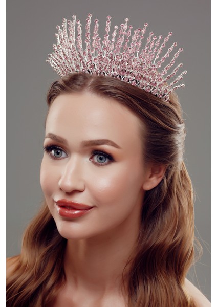 Kristal Taşlı Gösterişli Gelin Tacı – Işıltılı ve Zarif Tasarım