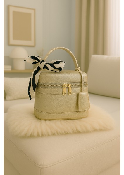 Kadın Dikdörtgen Formlu Çapraz Askılı El ve Omuz Çantası Melina