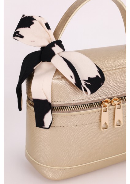 Kadın Dikdörtgen Formlu Çapraz Askılı El ve Omuz Çantası Melina fırsatları