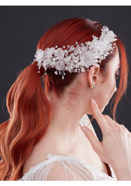 Kristal ve Çiçek Detaylı Gelin Aksesuarı, Taç, Toka – Zarif Tasarım