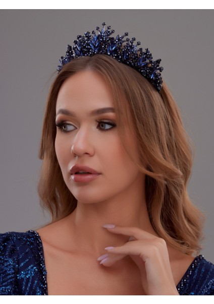 Kristal Gelin Tacı – Işıltılı ve Zarif Taç Modeli