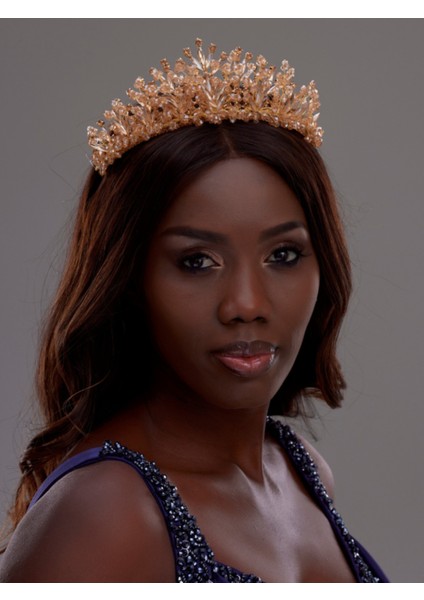 Kristal Gelin Tacı – Işıltılı ve Zarif Taç Modeli