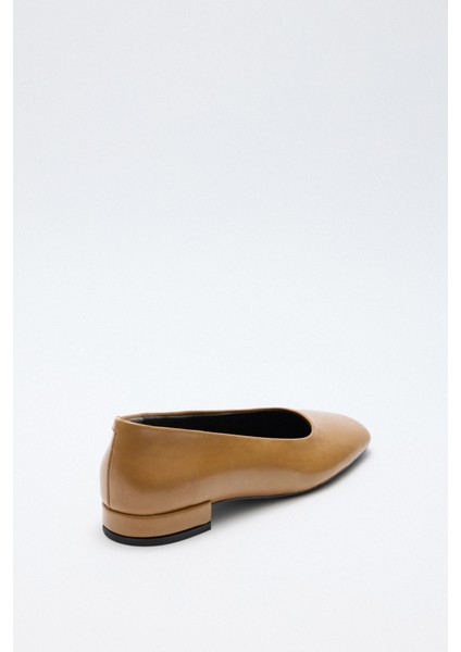 Babet 2530 - Mini Topuklu Karamel Kadın Babet