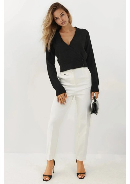 Kadın V Yaka Düğmeli Kruvaze Triko Kazak Siyah