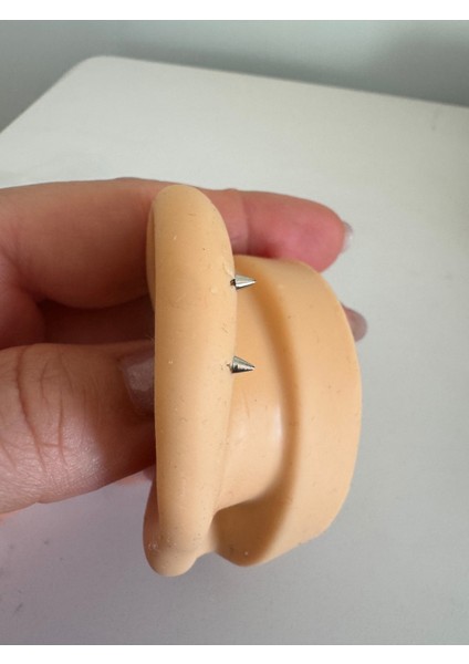 316 L Cerrahi Çelik Iki Tarafı Spike Uçlu Piercıng Küpesi-Spike Çap 2mm/bar 1,2 Mm- 2ADET