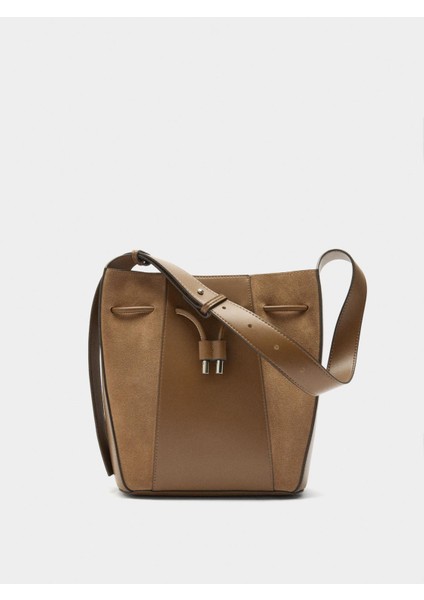 Deri Detaylı Bucket Çanta M