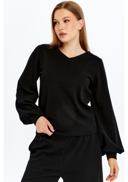 Kadın Dokulu V Yaka Bluz modelleri