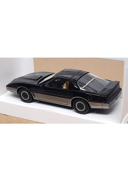 1:43 Norev 1982 Pontiac Firebird K.a.r.r.- Jet Car / Toys Series modelleri