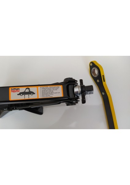 Oto Cırcır Kollu Kriko Araç Krikosu 1.5 Ton Makas Tip Cırcırlı 38 cm Yüksekliğe Kalkar Tuv Ce Gs Belgeli Geniş Ayaklı Büyük Makas Aralıklı fiyatları