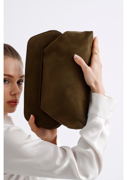 Kadın Haki Yeşil Deri Detaylı Süet Clutch El Çantası