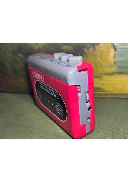 Popart 1980 Ler Stereo Walkman - Kulaklığı ile Birlikte Çalışır Durumda - Kırmızı Renk fırsatları