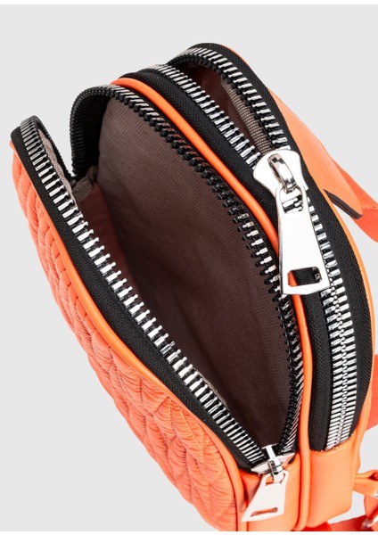 Suni Deri Kolon Saplı Fermuarlı Nikel Aksesuarlı Çapraz Çanta fırsatları