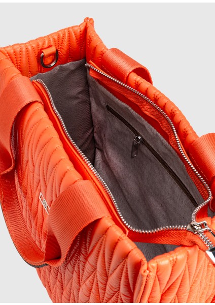 Suni Deri Kolon Saplı Fermuarlı Nikel Aksesuarlı El Çantası fırsatları