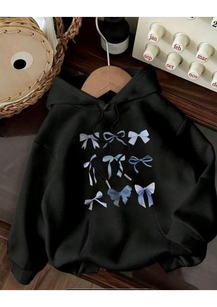 Kurdeleler Baskılı Içi Polarlı Kapüşonlu Sweatshirt