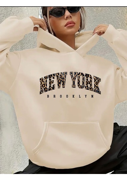 New York Yazı Detay Baskılı Içi Polarlı Kapüşonlu Sweatshirt