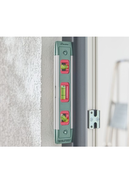 Mıknatıslı Su Terazisi