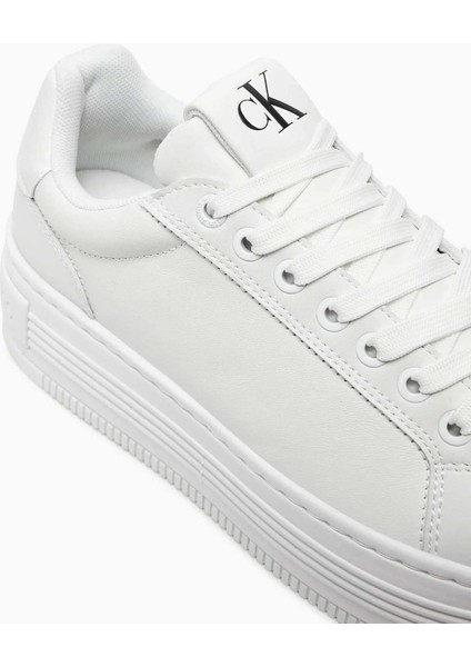 Bold Platform Low Top Sneakers fırsatları