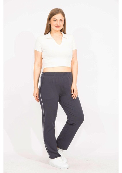 Kadın Lacivert Büyük Beden Biye Detaylı Spor Pantolon 65N35627