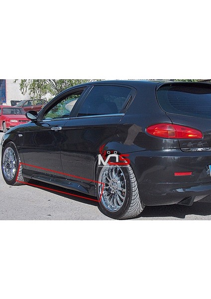 Alfa Romeo 147 Marşpiyel Takımı Fiberglass Boyasız