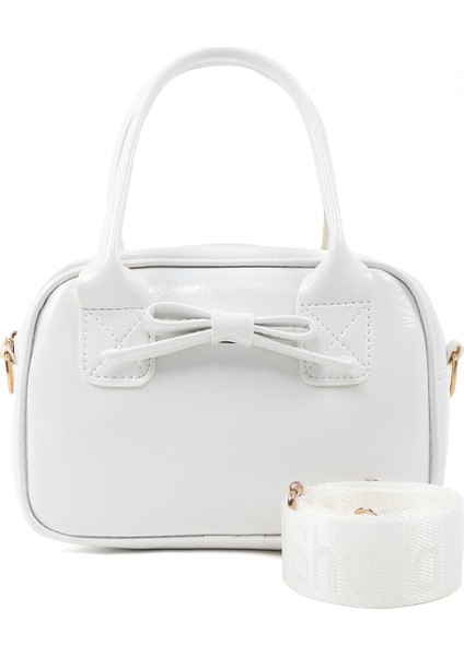 Kırışık Dokulu Beyaz SHK217 Fiyonklu Suni Deri, Tek Bölmeli, Fermuarlı,kolon Askılı, El, Kol ve Omuz Çantası
