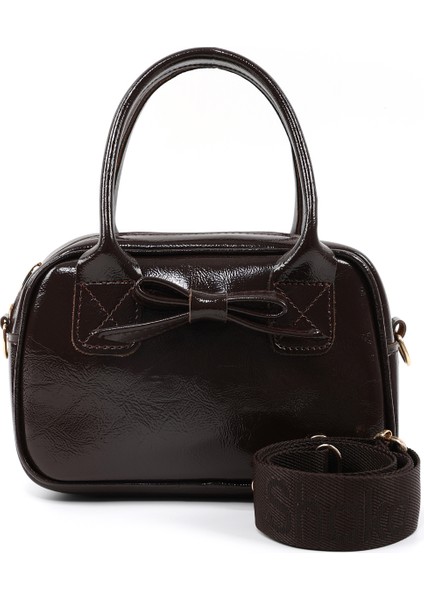 Kırışık Dokulu Kahverengi SHK217 Fiyonklu Suni Deri, Tek Bölmeli, Fermuarlı,kolon Askılı, El, Kol ve Omuz Çantası