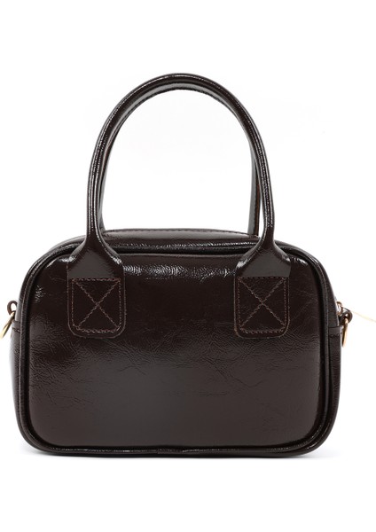 Kırışık Dokulu Kahverengi SHK217 Fiyonklu Suni Deri, Tek Bölmeli, Fermuarlı,kolon Askılı, El, Kol ve Omuz Çantası modelleri