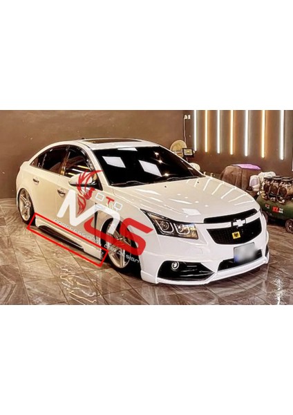 Chevrolet Cruze Gtx Marşpiyel Takımı Sağ Sol Fiberglass Boyasız