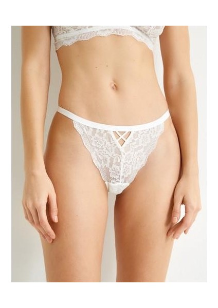 Dantelli Tül String Külot