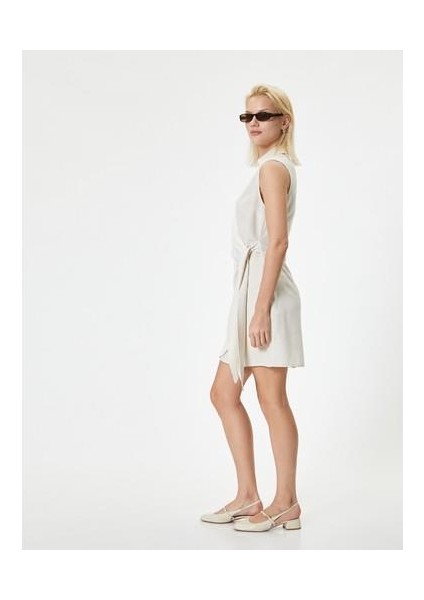 Keten Karışımlı Mini Kruvaze Elbise Kolsuz Gömlek Yaka Yandan Bağlama Detaylı