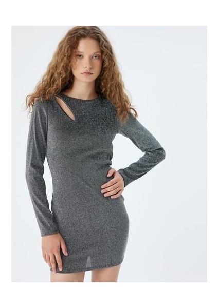 Mini Elbise Pencere Detaylı Simli Uzun Kollu Slim Fit fırsatları