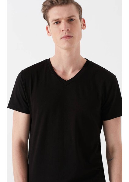 Erkek V Yaka Streç Siyah Basic Tişört 061748-900 fırsatları