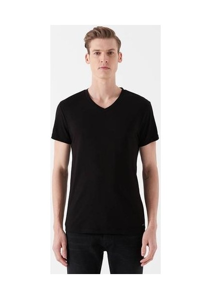 Erkek V Yaka Streç Siyah Basic Tişört 061748-900