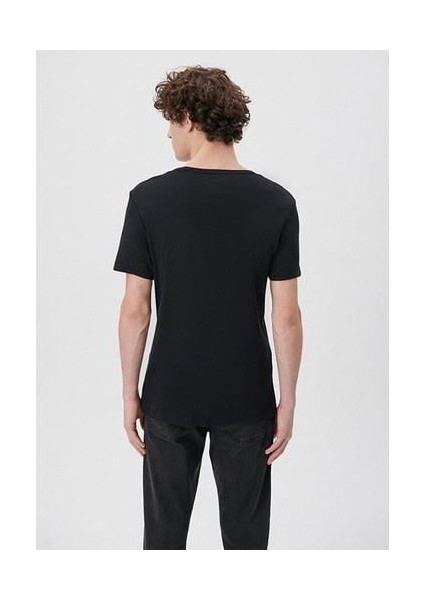 Ribana Detaylı Siyah Tişört 063747-900