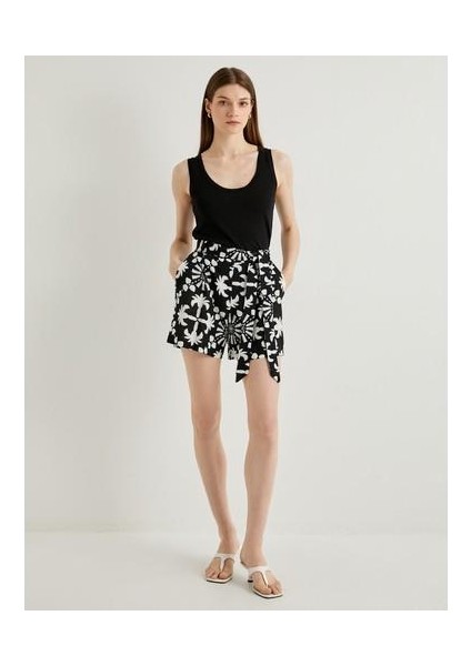 Keten Viskon Şort Cep Detaylı Normal Bel Kuşaklı indirimleri