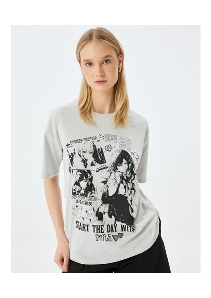 Anime Baskılı Oversize Bisiklet Yaka Kısa Kollu Tişört