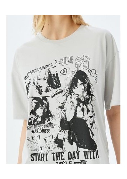 Anime Baskılı Oversize Bisiklet Yaka Kısa Kollu Tişört