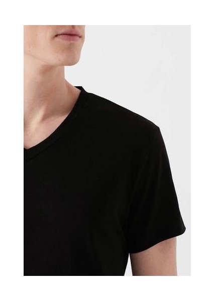 Erkek V Yaka Streç Siyah Basic Tişört 061748-900