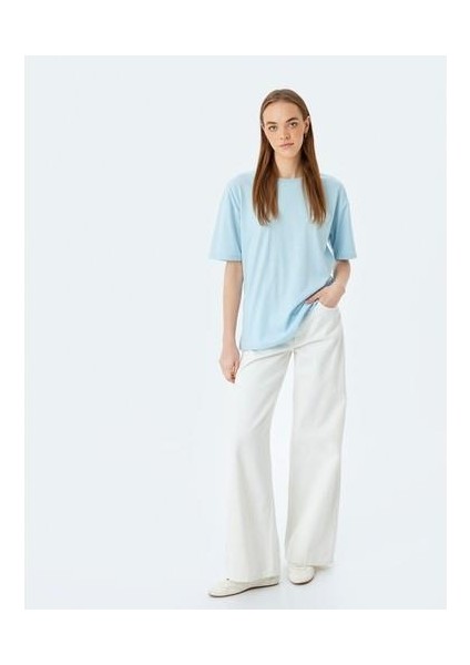 Arkası Baskılı Oversize Bisiklet Yaka Kısa Kollu Tişört