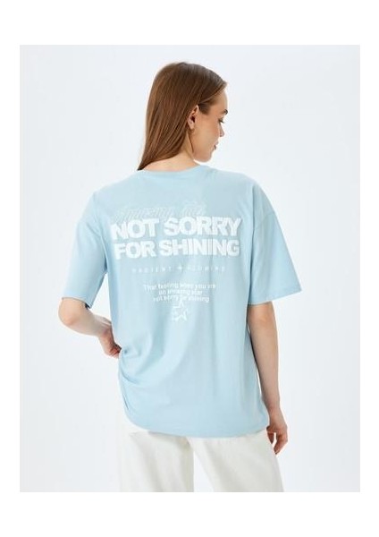 Arkası Baskılı Oversize Bisiklet Yaka Kısa Kollu Tişört